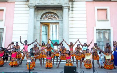 -«Voces por Benin»: sueños, cantos y danzas por los derechos de la infancia en Africa.